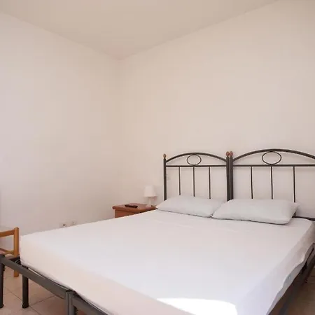 N032 - Numana, Trilocale Con Terrazzo Vicino Al Centro דירה נומאנה